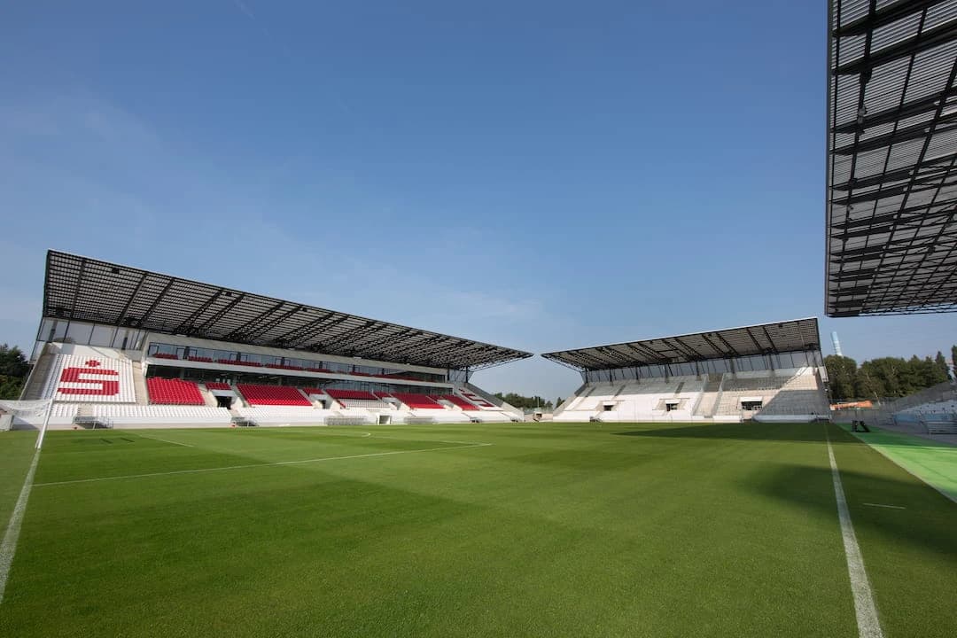Stadion Essen — Technische Betreuung des Stadions an der Hafenstraße
